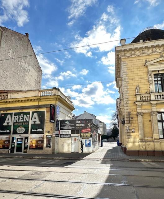 Palac Anezka D1 Brünn Exterior foto